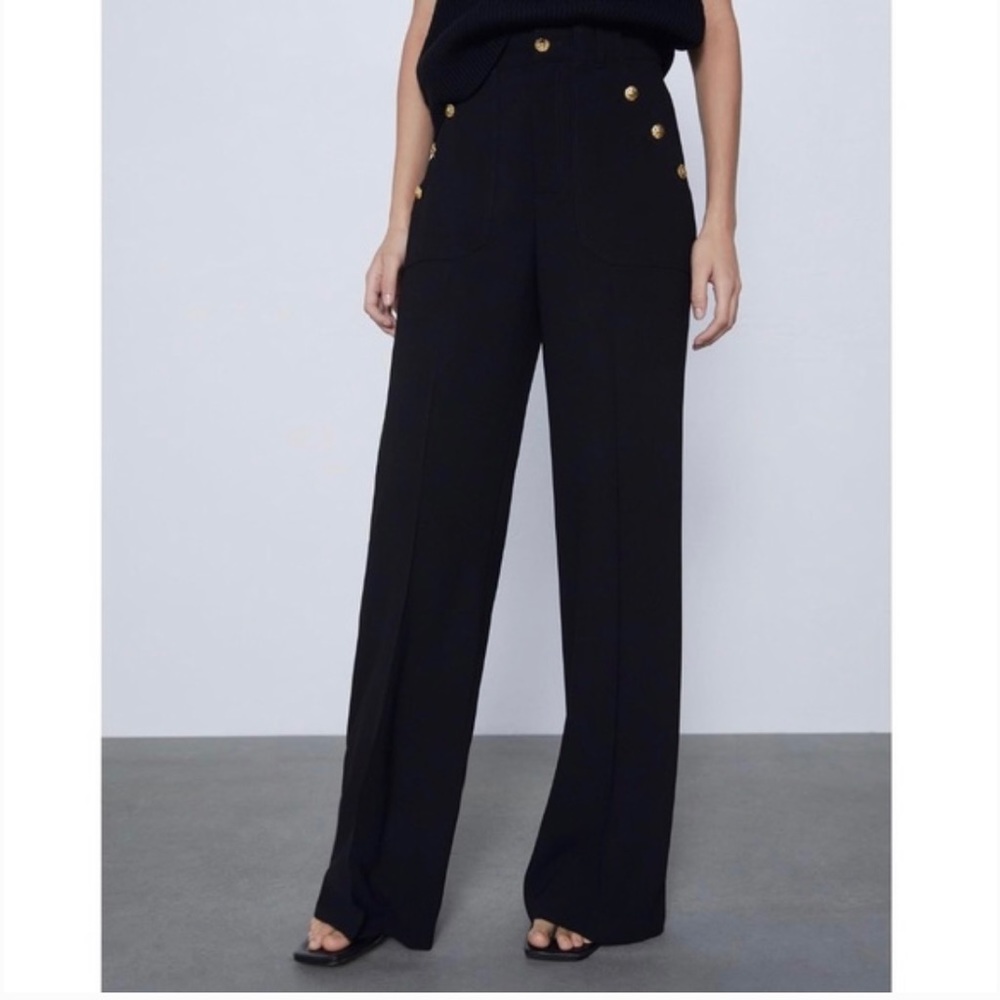 ZARA Highwaisted Wide Leg Pants with Gold Buttons. BRAND NEW with Tags , M